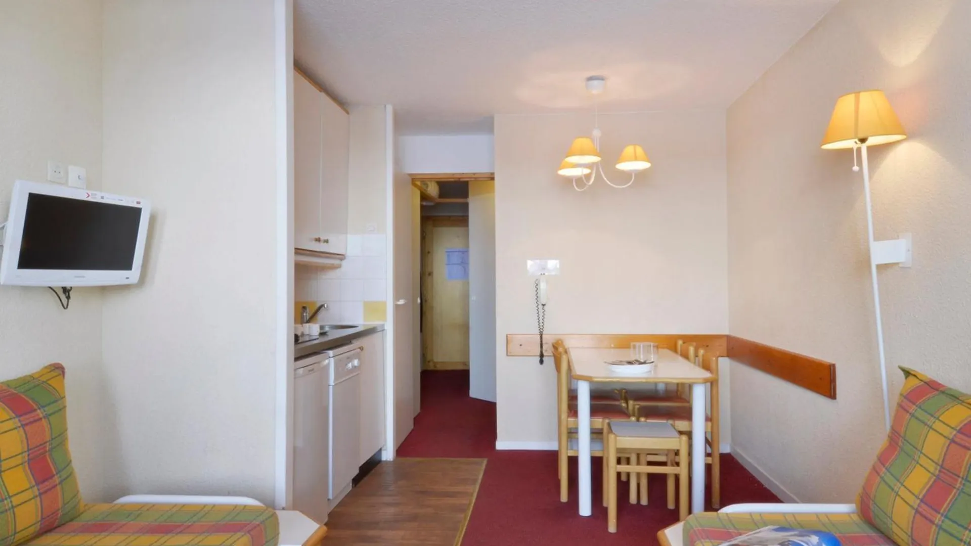 Studio Cabine Ski-In/Ski-Out, Animaux Admis, Parking En Option - Fr-1-181-2211 La Plagne-Tarentaise France